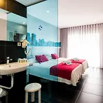 Agua Azul - Adults Only بينايدورم